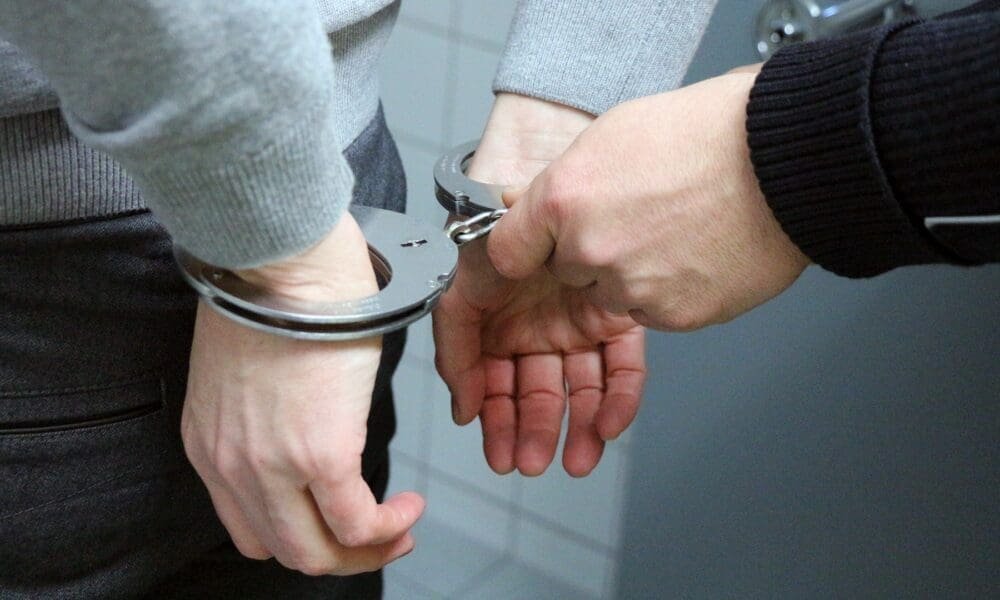 Egzekwowanie prawa antynarkotykowego prowadzi do wzrostu przemocy - wynika z raportu opublikowanego przez rząd Wielkiej Brytanii - MEDCAN24