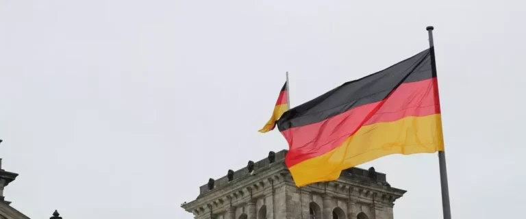 Niemieckie prawo dotyczące konopi indyjskich pozostaje niepewne, Malta wprowadza kontrowersyjne zmiany, holenderski eksperyment z konopiami indyjskimi postępuje, & Więcej z Czech