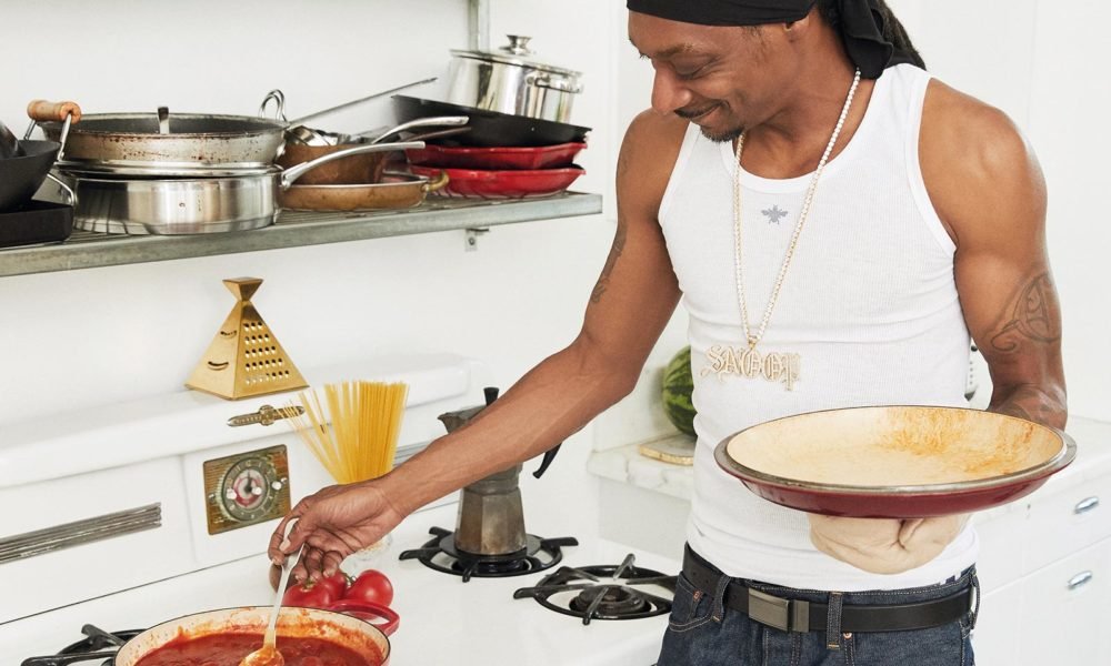 Książka kucharska Snoop Dogga zawiera przepisy na czas, gdy jesteś już na haju