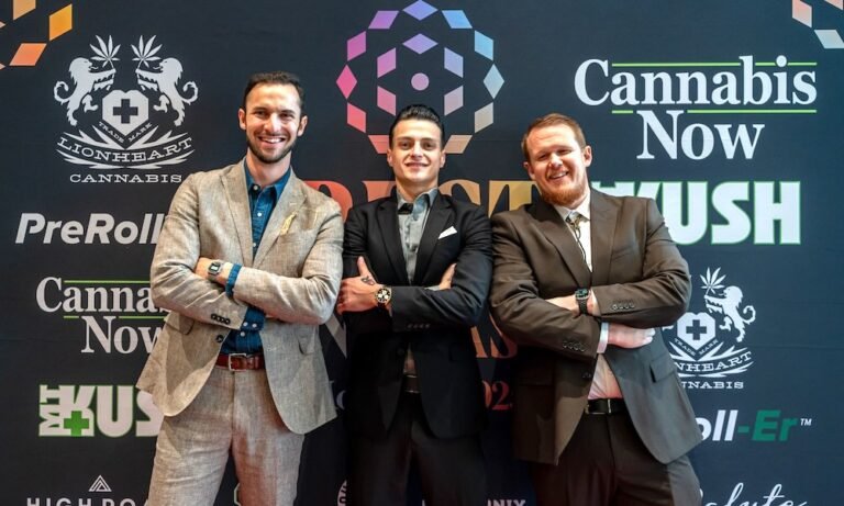 Guardians of Ganja: Firma ubezpieczeniowa ubezpieczająca konopie indyjskie od trawy 