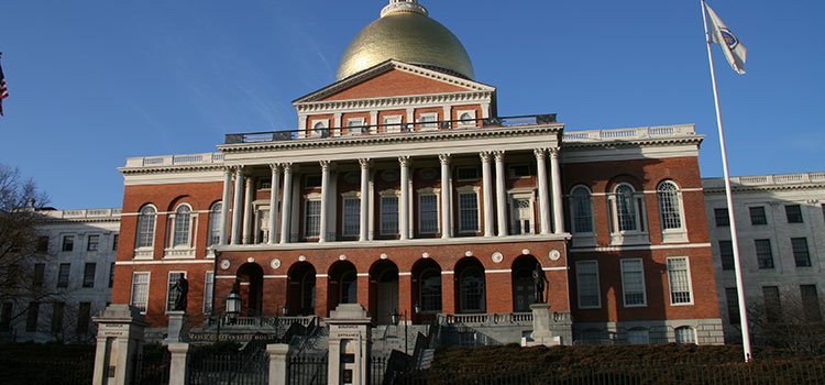 Urzędnicy wyborczy stanu Massachusetts odrzucili najnowszy wniosek o unieważnienie pytania referendalnego dotyczącego uchylenia legalizacji